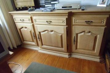 dressoir Eiken beschikbaar voor biedingen