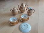 theeservies theepot melkkan suikerpot 12 kop en schotels, Antiek en Kunst, Antiek | Servies compleet, Ophalen