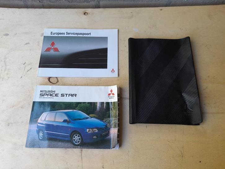 Org. INSTRUCTIEBOEKJES in Mapje - Mitsubishi Space Star, Auto diversen, Handleidingen en Instructieboekjes, Verzenden