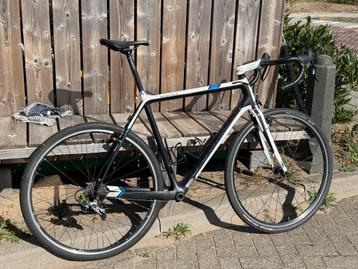 Trek Cronus CX Cyclocross / gravelbike missen wat onderdelen beschikbaar voor biedingen