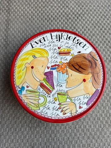 Blond amsterdam taartschaal beschikbaar voor biedingen