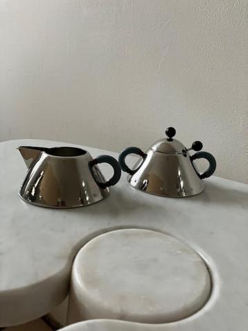 Alessi suikerpot met lepel en roomkan beschikbaar voor biedingen