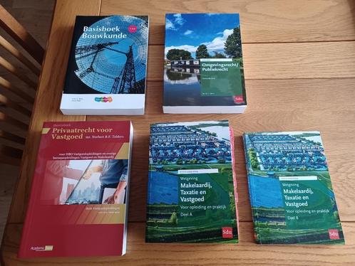 Boekenpakket opleiding assistent makelaar, Boeken, Studieboeken en Cursussen, Nieuw, MBO, Beta, Ophalen of Verzenden