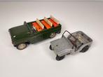 Pair of Vintage Toy Jeeps Open Car 1960s and Metal 1940s Mil, Ophalen of Verzenden