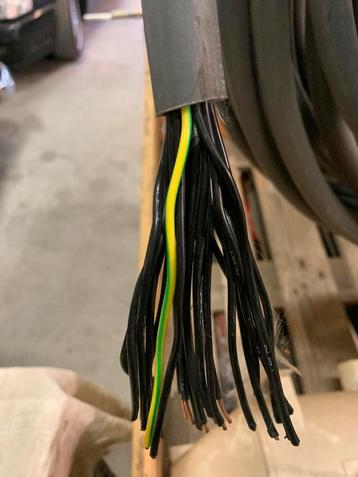 YMVK kabel 24 x 2,5. Circa 65 meter beschikbaar voor biedingen