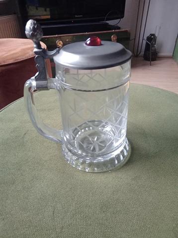 Mooie Duitse Bierpul met Deksel beschikbaar voor biedingen