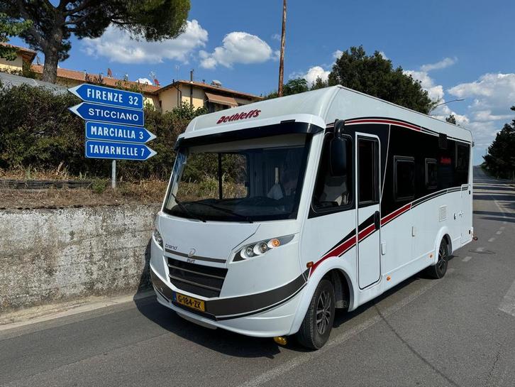 Camper te huur vanaf €100 per dag in voor en naseizoen, Caravans en Kamperen, Campers, Particulier, tot en met 4, Integraal, Dethleffs