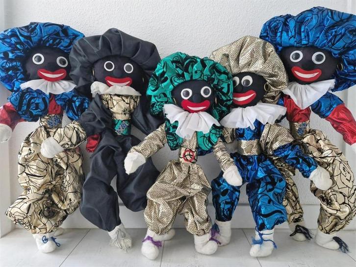 5 vrolijke zwarte Piet poppen partij, Diversen, Sinterklaas, Gebruikt, Verzenden