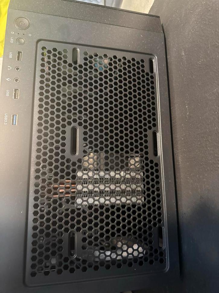 Complete Game Setup, Computers en Software, Servers, Gebruikt, 3 tot 4 Ghz, 32 GB, Hot swappable onderdelen, Ophalen