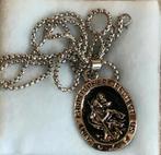 Zilverkleurige ketting met hanger Christoffel, Nieuw, Ophalen of Verzenden, Zilver, Overige materialen