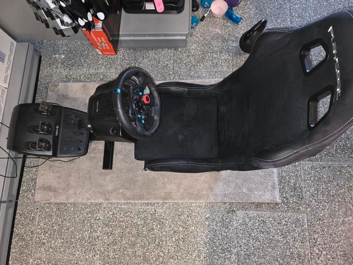Zeer complete playseat, Spelcomputers en Games, Spelcomputers | Sony PlayStation Consoles | Accessoires, Zo goed als nieuw, PlayStation 4
