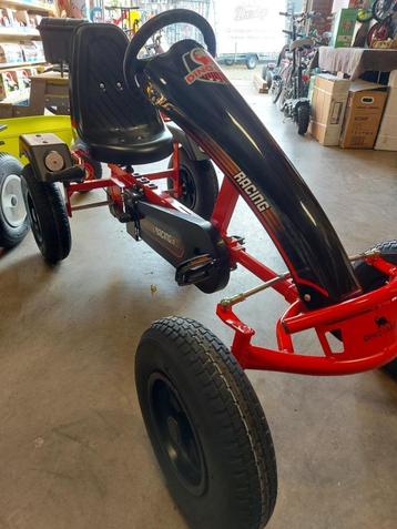 dino skelter rood, 3 versnellingen, gemonteerd, nieuw beschikbaar voor biedingen