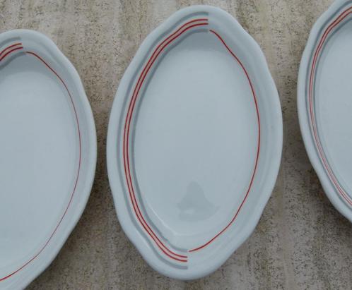 Art Deco MOSA 3 Witte Serveer / Beleg met Rood en Zilver, Antiek en Kunst, Antiek | Servies los, Ophalen of Verzenden