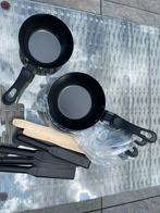 6 x leuke kleine pannentjes doorsnede 13 cm, Ophalen of Verzenden, Zo goed als nieuw, Overige stijlen, Schaal of Schalen