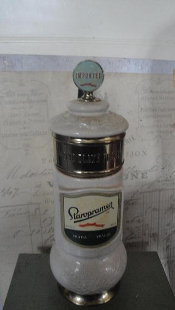 antieke porcelijnen bier pomp met  messing beschikbaar voor biedingen