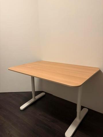 IKEA BEKANT work desk beschikbaar voor biedingen