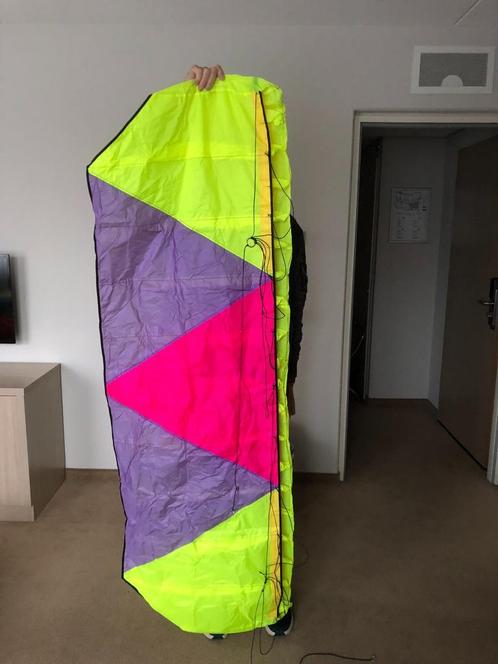 Te koop: Meerdere vliegers en lijnen sets, Sport en Fitness, Vliegeren, Nieuw, Vlieger, Eenlijns, Ophalen of Verzenden