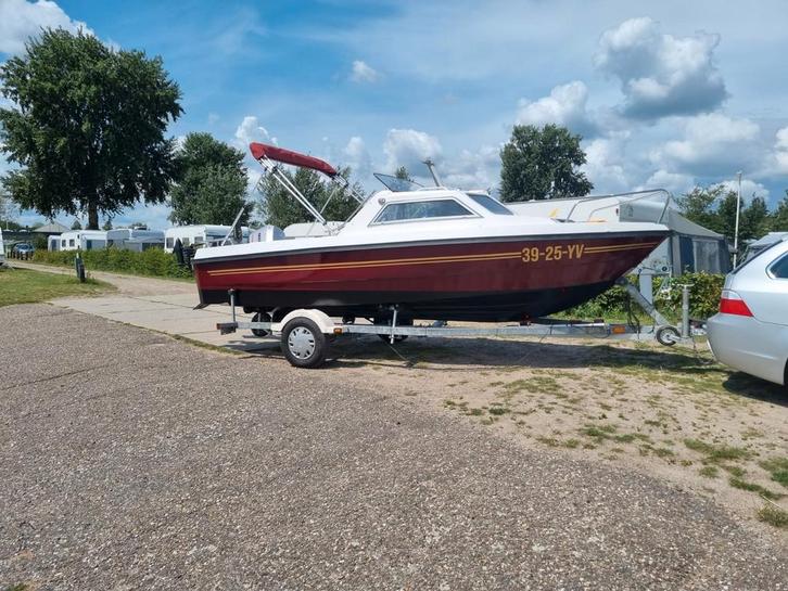 Nette kajuitboot/moterboot/speedboot/visboot met 60 pk, Watersport en Boten, Motorboten en Motorjachten, Gebruikt, Polyester, Tot 6 meter