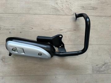  Peugeot uitlaat 2t 50cc uitlaat Nieuw !  beschikbaar voor biedingen