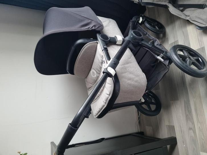 Stoere bugaboo fox groen/grijs met zwart, Kinderen en Baby's, Kinderwagens en Combinaties, Zo goed als nieuw, Bugaboo, Ophalen