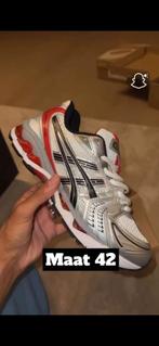 Gloednieuwe Asics, Overige kleuren, Nieuw, Ophalen of Verzenden, Sneakers of Gympen