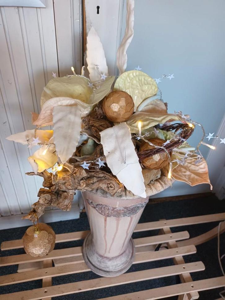 Kunstboeket in vaas met lichtjes, Huis en Inrichting, Woonaccessoires | Kunstplanten en Kunstbloemen, Zo goed als nieuw, Ophalen