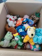Doos met verschillende  knuffels, Kinderen en Baby's, Speelgoed | Knuffels en Pluche, Ophalen of Verzenden, Zo goed als nieuw