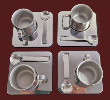 Inox 18/10 Italiaans design espresso kopjes, 4 stuks. beschikbaar voor biedingen