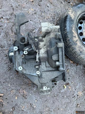 Versnellingsbak Volkswagen Caddy code: JJS beschikbaar voor biedingen