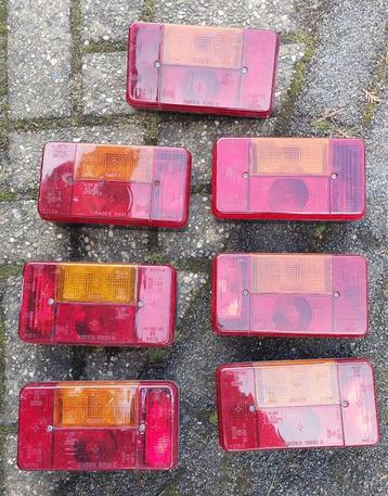 7 Achterlichten en 13 breedtelichten beschikbaar voor biedingen
