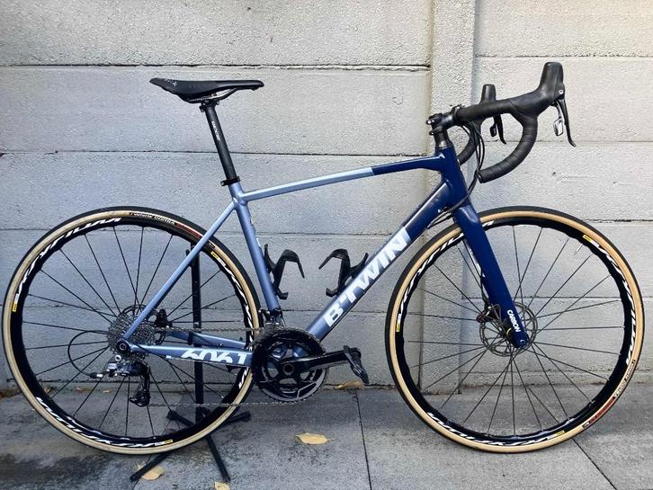 Btwin Ultra AF GF | Sram Rival | Racefiets disc, Fietsen en Brommers, Fietsen | Racefietsen, Gebruikt, Overige merken, Meer dan 20 versnellingen