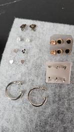 T.k. 11 paar oorbellen, Sieraden, Tassen en Uiterlijk, Oorbellen, Ophalen of Verzenden, Zo goed als nieuw, Goud, Overige materialen