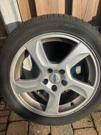 Lmv met winterbanden , nog zeker een seizoen te gebruiken, Auto-onderdelen, Banden en Velgen, Ophalen, 17 inch, Winterbanden, Velg(en)