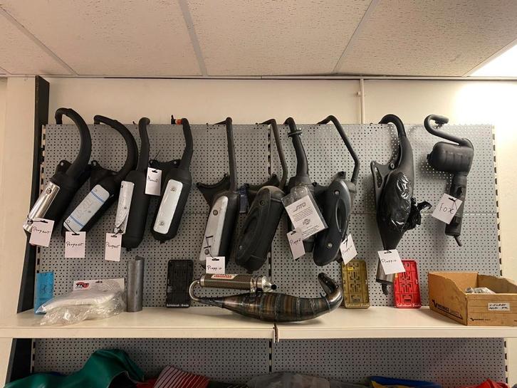 Partij Uitlaten en Standaarden (diverse, nieuw en gebruikt), Fietsen en Brommers, Scooters | Aprilia, Nieuw, Overige modellen