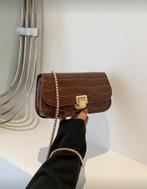 Tas, Sieraden, Tassen en Uiterlijk, Tassen | Damestassen, Ophalen of Verzenden, Zo goed als nieuw, Bruin, Schoudertasje