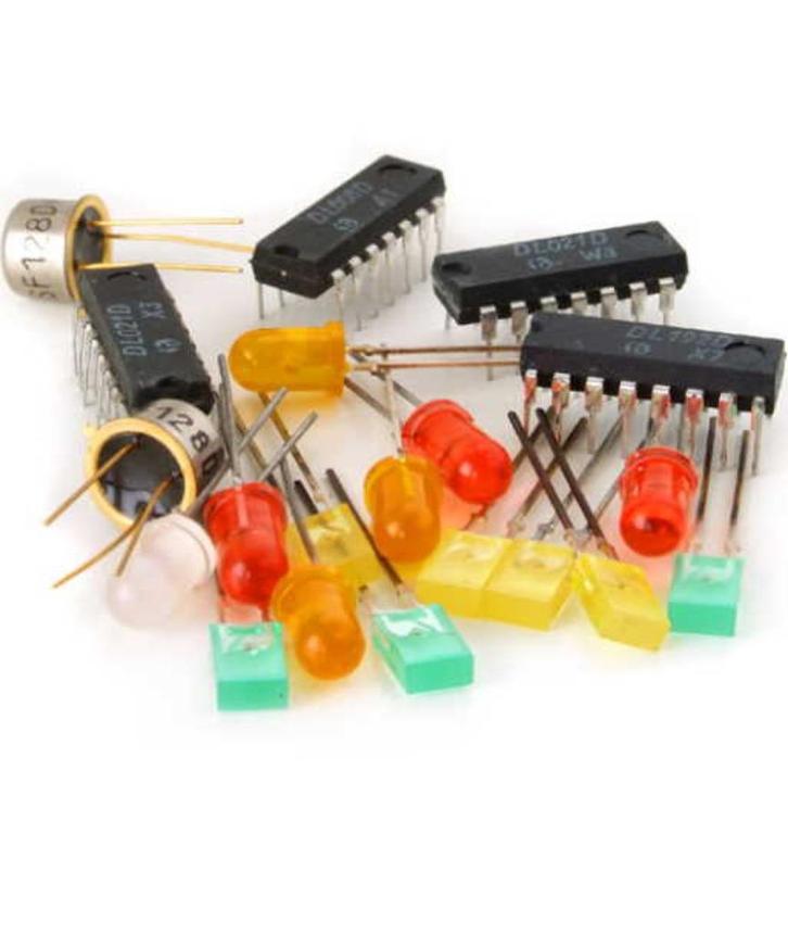 Grote partij elektronica onderdelen OPRUIMING New Old Stock, Hobby en Vrije tijd, Elektronica-componenten, Zo goed als nieuw, Ophalen