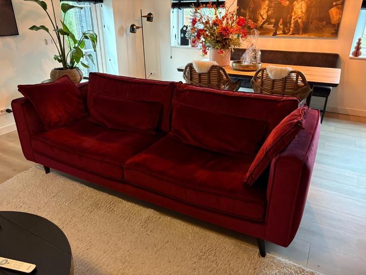 Te koop :  4-zits Bank Suite Velours wijnrood, Huis en Inrichting, Banken | Bankstellen, Zo goed als nieuw, Rechte bank, Vierpersoons of meer