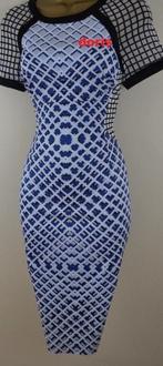 print jurk Karen Millen maat 14/42 lengte 105 cm taille 39 r, Maat 42/44 (L), Zo goed als nieuw, Karen Millen, Verzenden