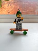 Lego Minifiguur Serie 27 longboarder, Kinderen en Baby's, Speelgoed | Duplo en Lego, Ophalen of Verzenden, Zo goed als nieuw, Complete set