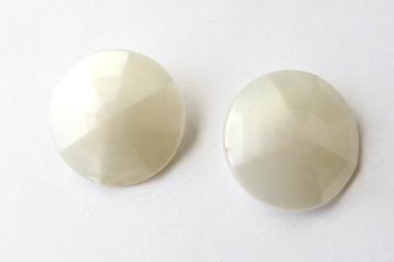 Prachtige Vintage oorbellen clips beschikbaar voor biedingen