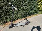 Xiaomi M365 scooter/step + nieuwe reservebanden, Ophalen, Zo goed als nieuw, Elektrische step (E-scooter)