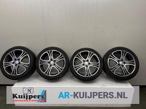 Velgen set + winterbanden van een Mercedes CLA, Auto-onderdelen, Banden en Velgen, Personenwagen, Gebruikt