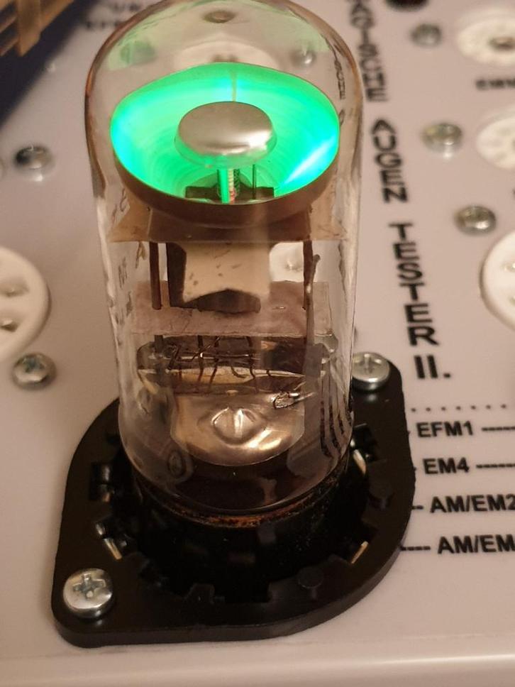 Tungsram AM1 Radiobuis Afstemoog - Nieuw in Doos, Antiek en Kunst, Antiek | Tv's en Audio, Ophalen of Verzenden