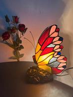 tiffany lamp - vlinder - butterfly - glas in lood, Nieuw, Ophalen of Verzenden, Glas, Tiffany