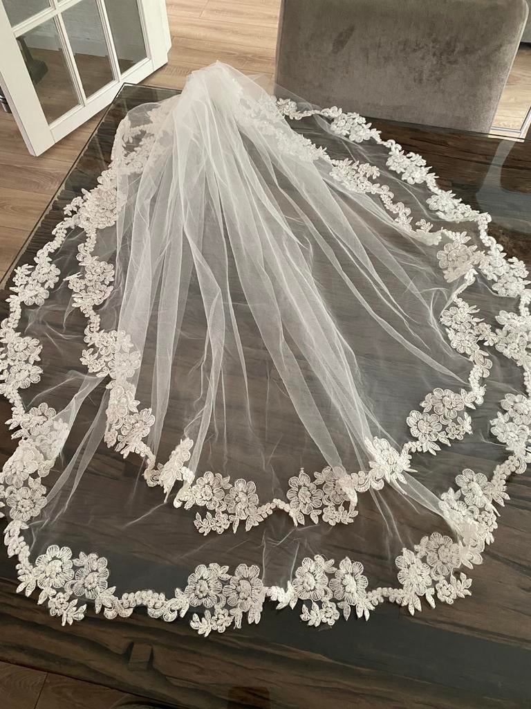 Sluier te koop!!, Ophalen of Verzenden, Zo goed als nieuw, Wit, Accessoires