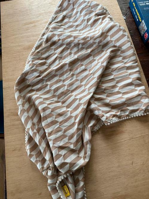 Pom Amsterdam driehoek zomer sjaal shawl igst, Kleding | Dames, Mutsen, Sjaals en Handschoenen, Zo goed als nieuw, Sjaal, Maat 46/48 (XL) of groter