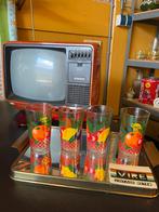 4 vrolijke vintage jaren 70 glazen met fruit afbeelding, Verzamelen, Glas en Borrelglaasjes, ?, Zo goed als nieuw, Frisdrankglas