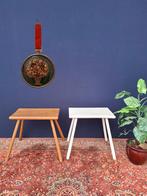 Vintage brocante witte houten kruk, krukje, bijzettafeltje, Gebruikt, Vintage, Ophalen of Verzenden, Nvt