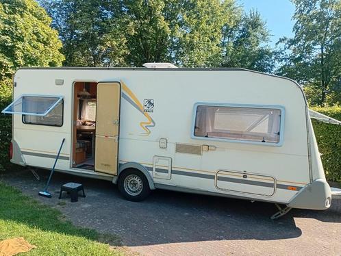 Caravan Knaus, Caravans en Kamperen, Caravans, Particulier, tot en met 4, 1250 - 1500 kg, Rondzit, Knaus, 2 aparte bedden, 6 tot 7 meter
