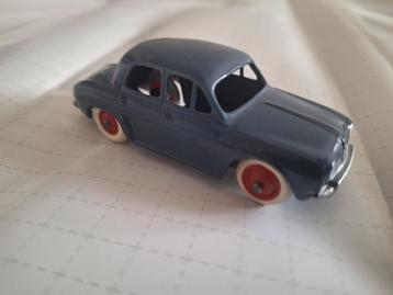 C I J  Renaults  1:43 beschikbaar voor biedingen